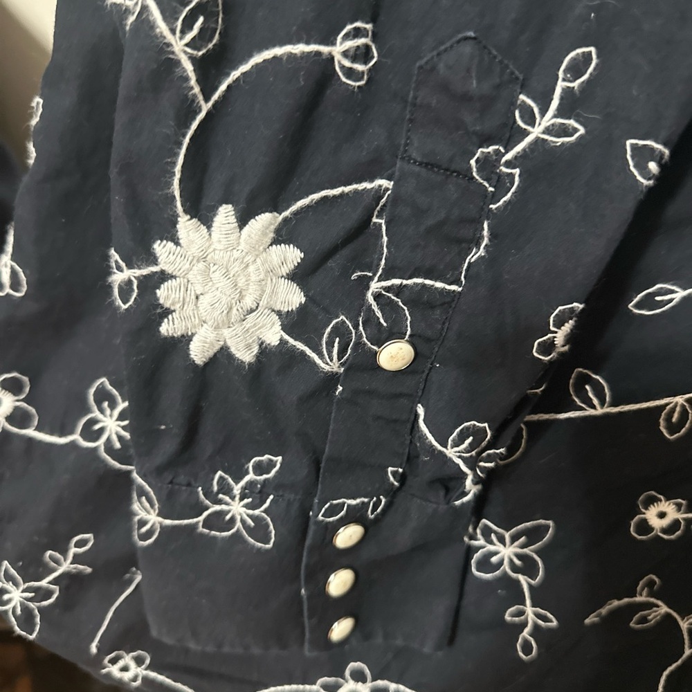 Panhandle B&D Women’s Blouse XXL Western Black White Floral Embroidery Snap - Picture 5 of 14